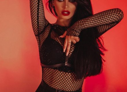 Зірки розповіли про День Святого Валентина 2023