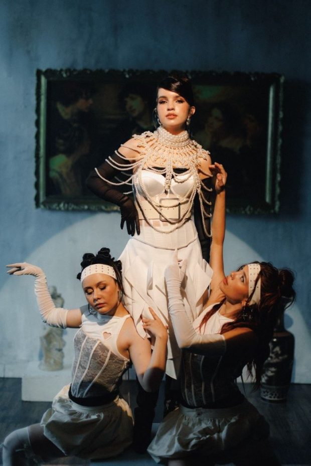 VOLIANSKA і балет Backstage