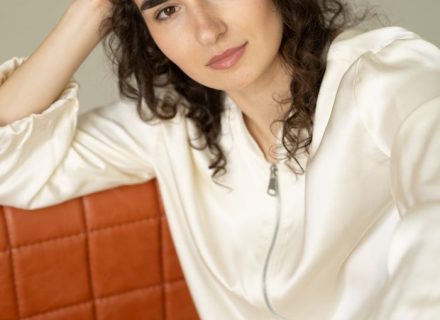 Виконавиця хіта «ГАДДЕМІТ» Gezweirdo презентує новий трек «Where Is My Home?»