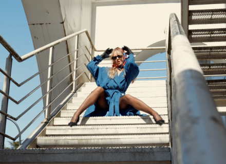 ALONA VONA — Пташка