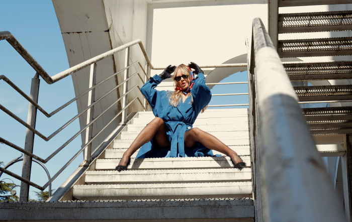 ALONA VONA — Пташка