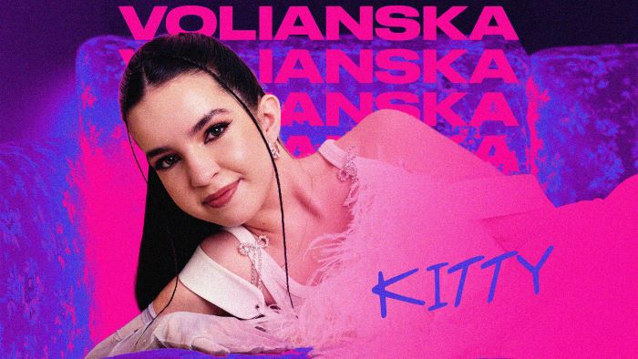 VOLIANSKA тепер із Вадимом Лисицею: у кліпі «Kitty» МУАЯД згадав, що працював офіціантом